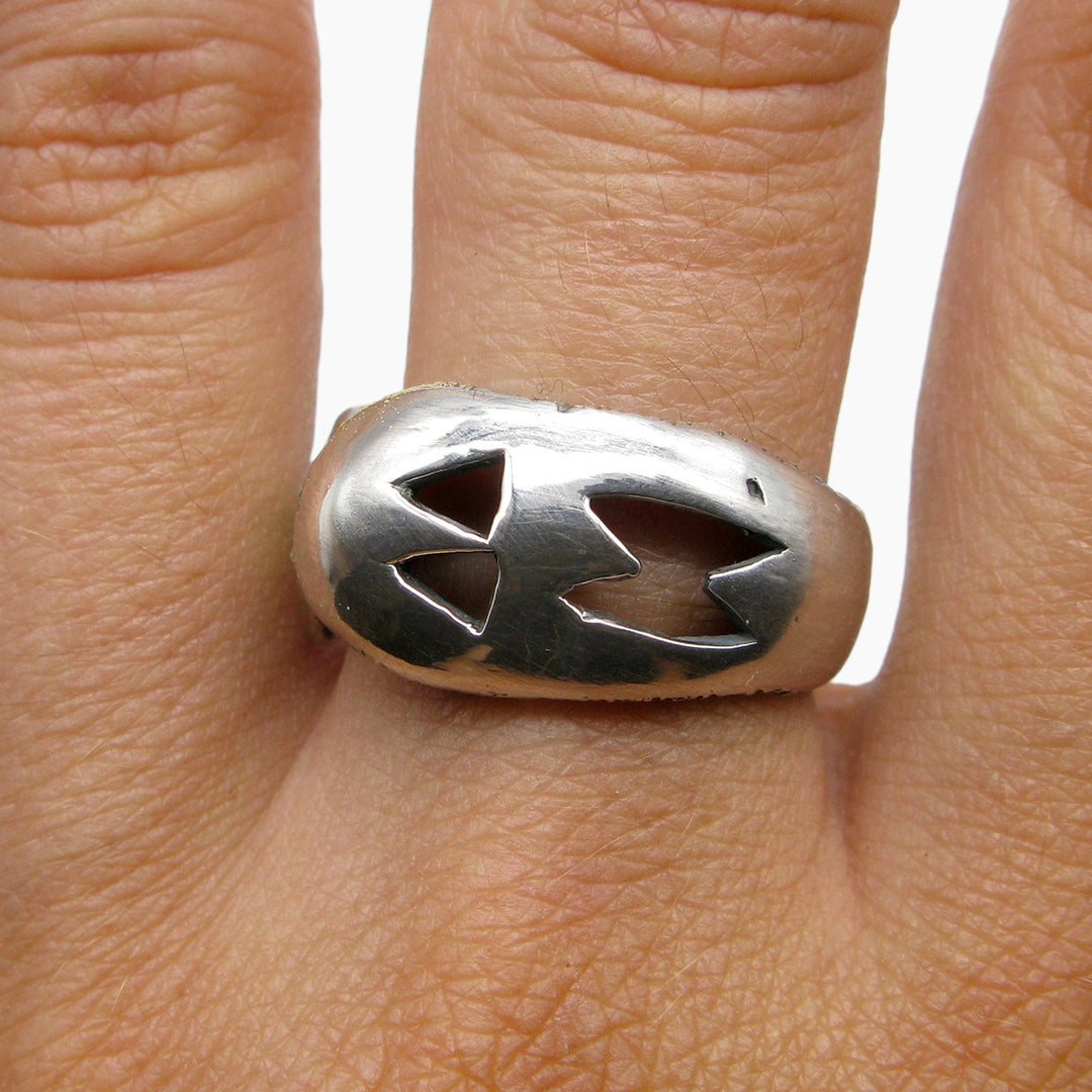 BEING ANILLO