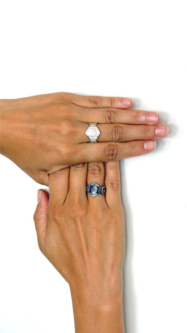 Anillo de plata 925 reciclada hecho a mano con diseño moderno unisex