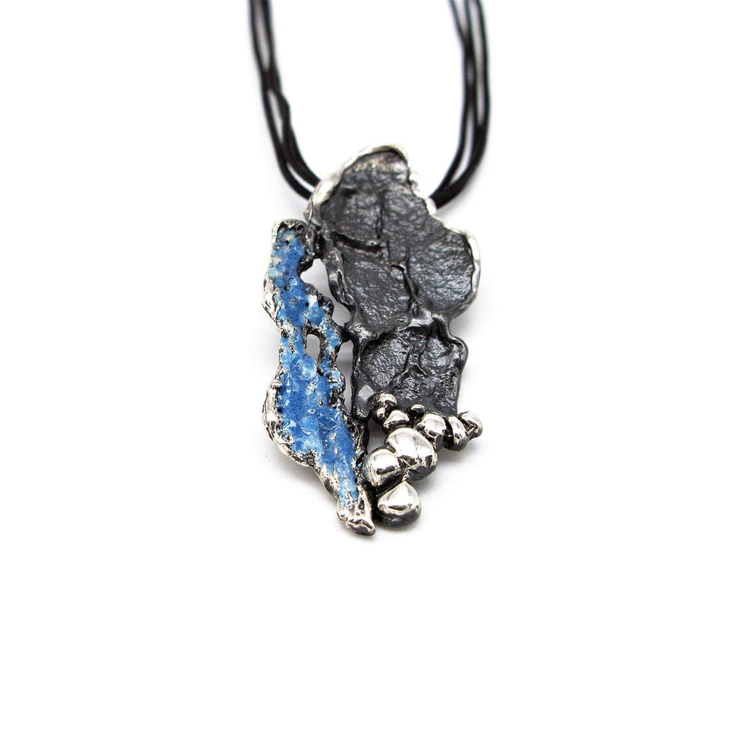 Crag. silver pendant
