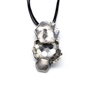 Colgante de plata 925 reciclada hecho a mano con diseño contemporáneo unisex