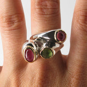 Anillo único de plata 925 reciclada oro18k y piedra preciosa hecho a mano con diseño elegante mujer